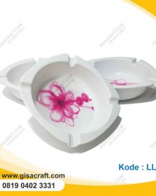Souvenir Asbak Melamine Segi Empat LL19